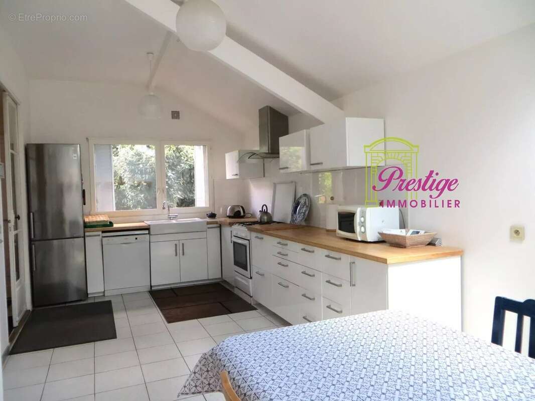 Maison à SARTROUVILLE