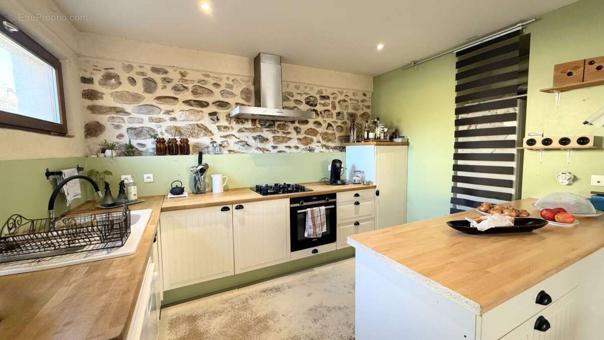 Maison à VALLON-PONT-D&#039;ARC