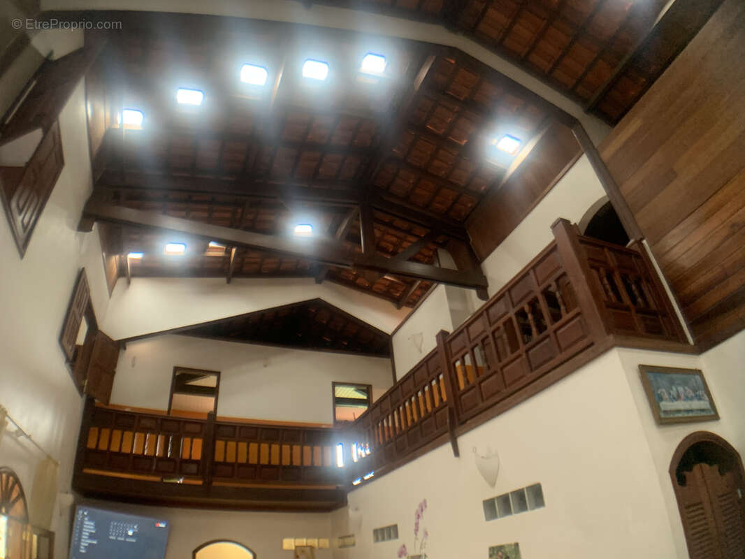 Maison à REMIRE-MONTJOLY