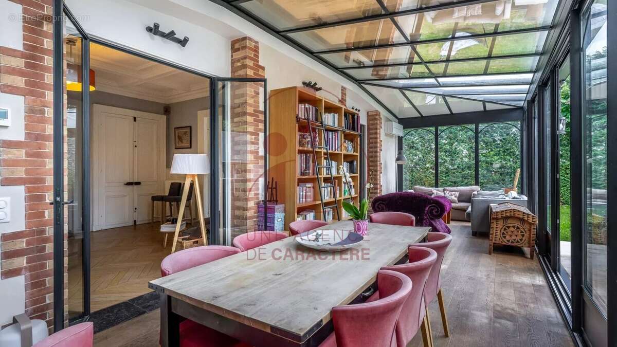 Maison à FONTAINEBLEAU