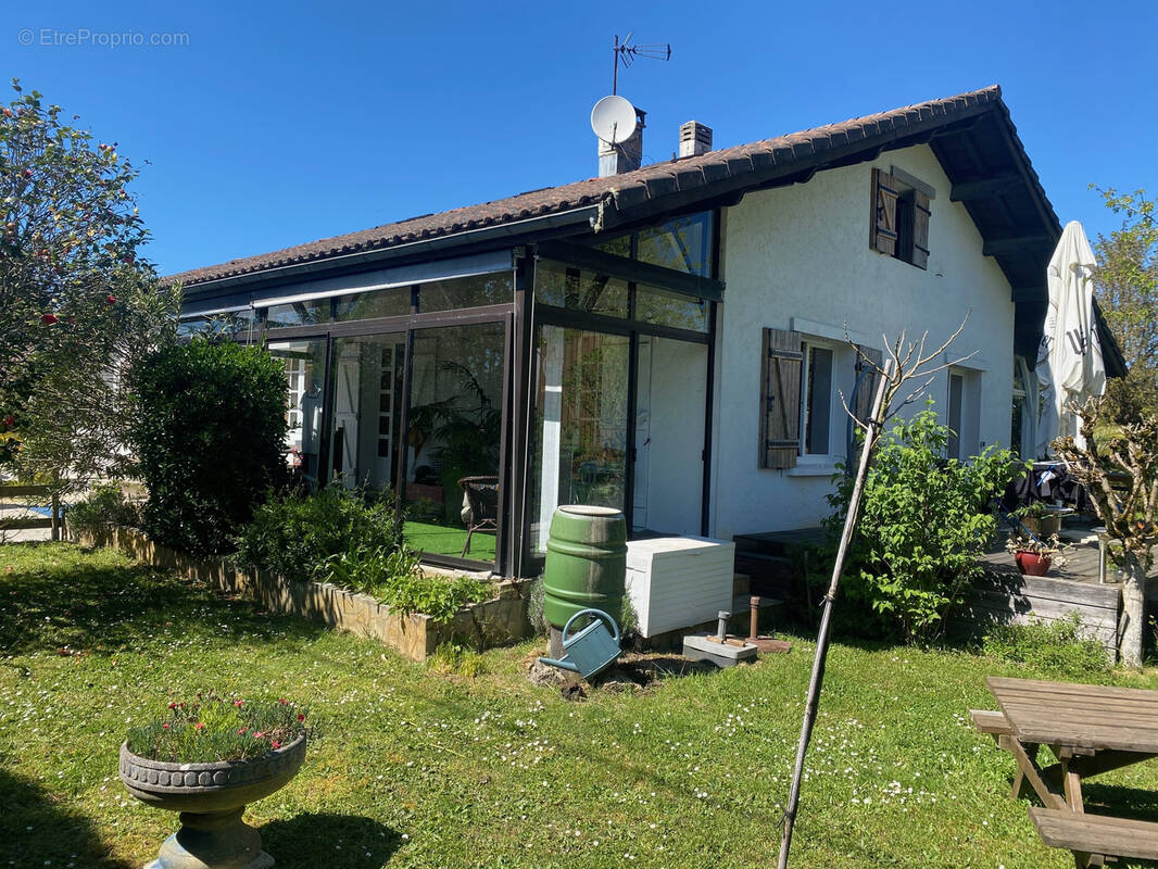 Maison à LE PORGE