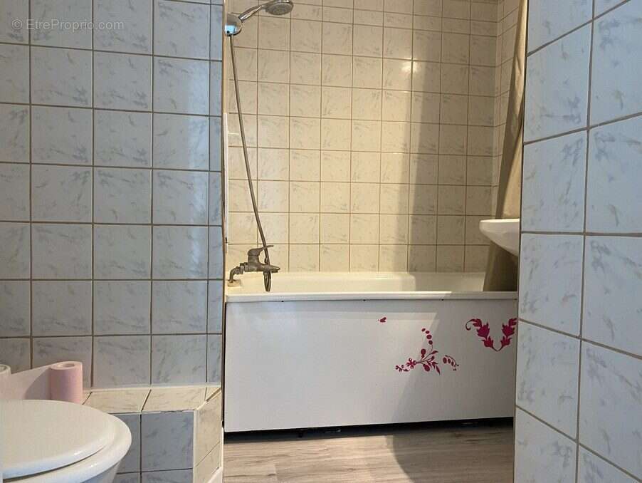 Appartement à CHENOVE