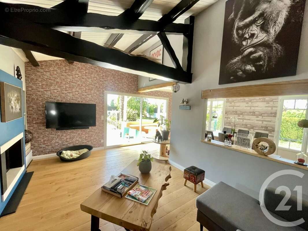 Maison à LE PERRIER