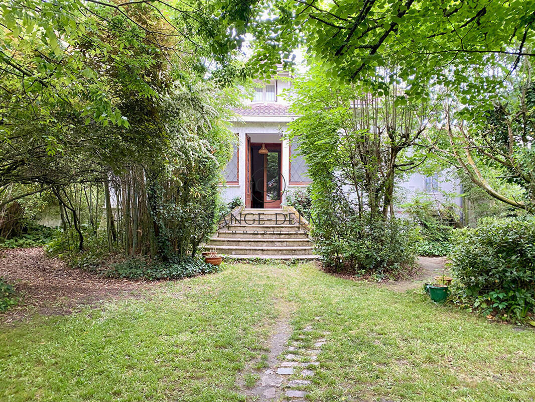 Maison à BORDEAUX