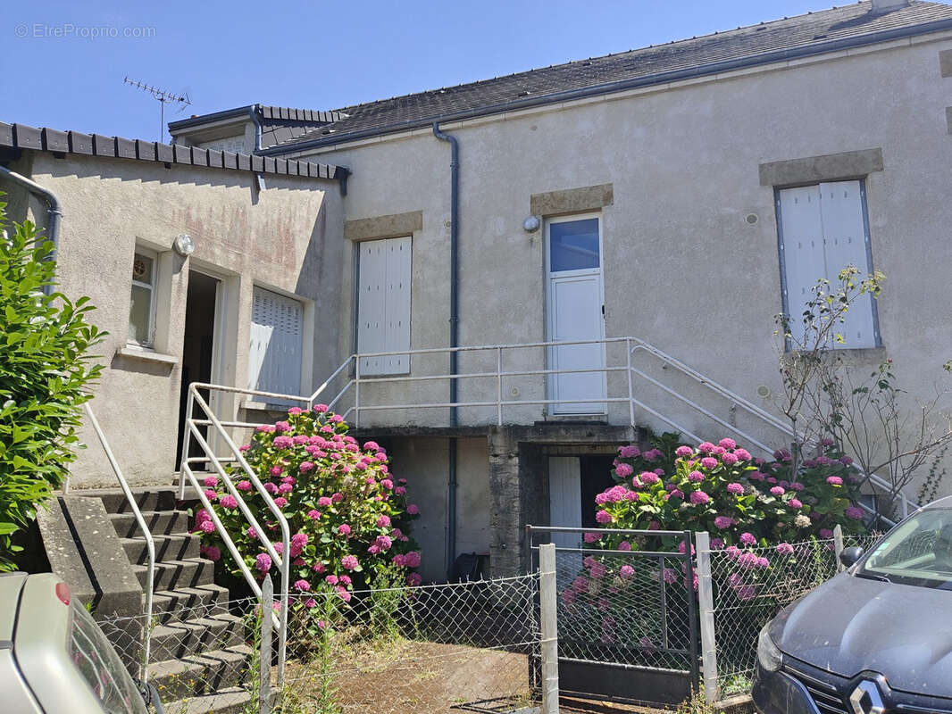 Maison à LA CHATRE