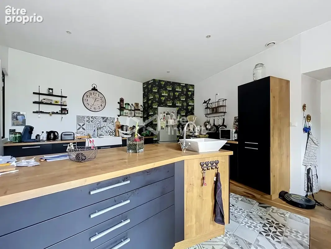 Maison 176 m² à Champdeniers-Saint-Denis  - photo 8