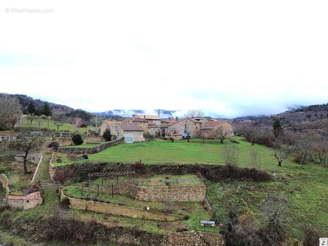 Maison à SAINT-FELICIEN