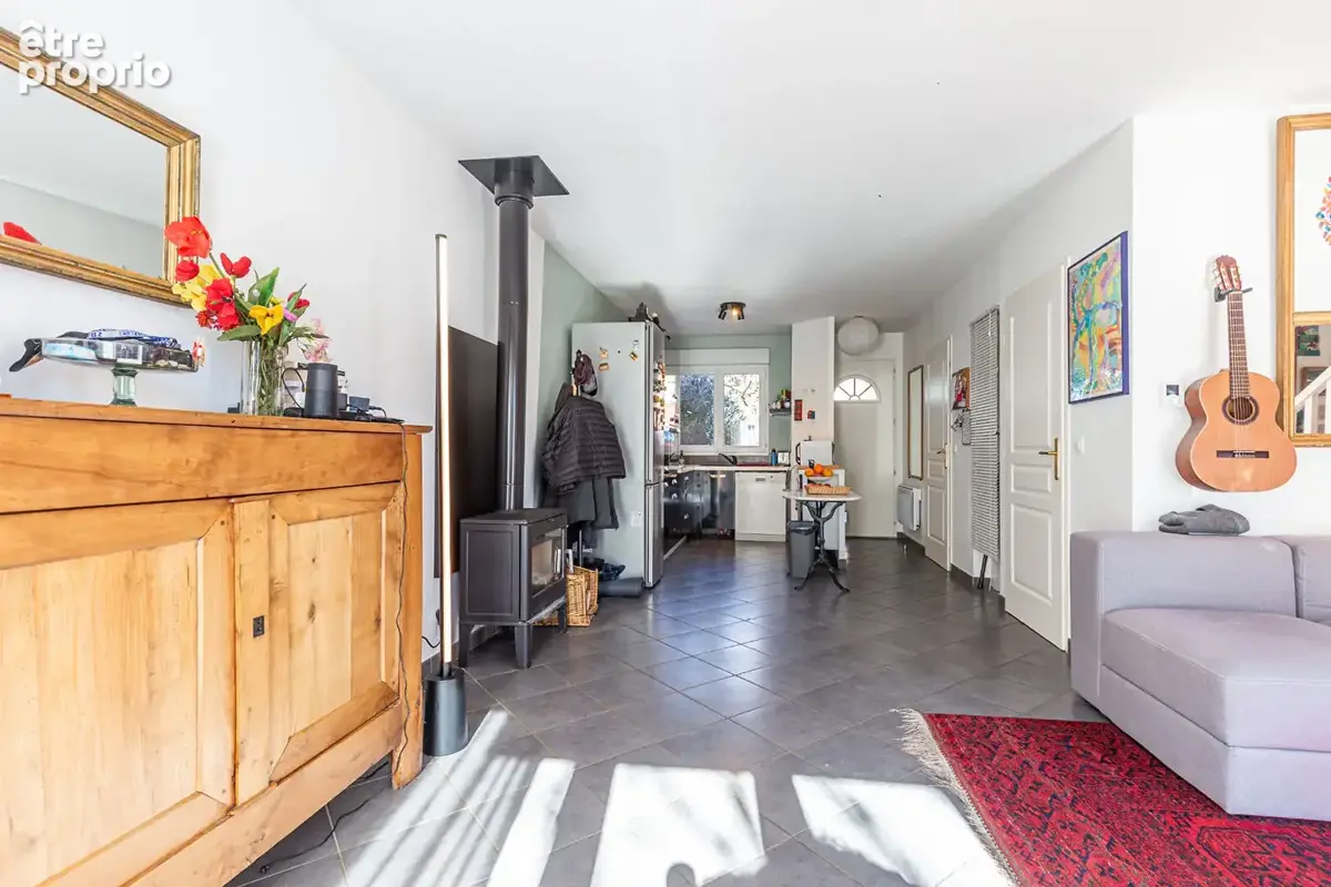 Agence immobiliere laforet - exclusivite - "filao" - la-balme-de-sillingy - maison jumelee de 82,74 m² - terrasse - garage - pla - photo 4