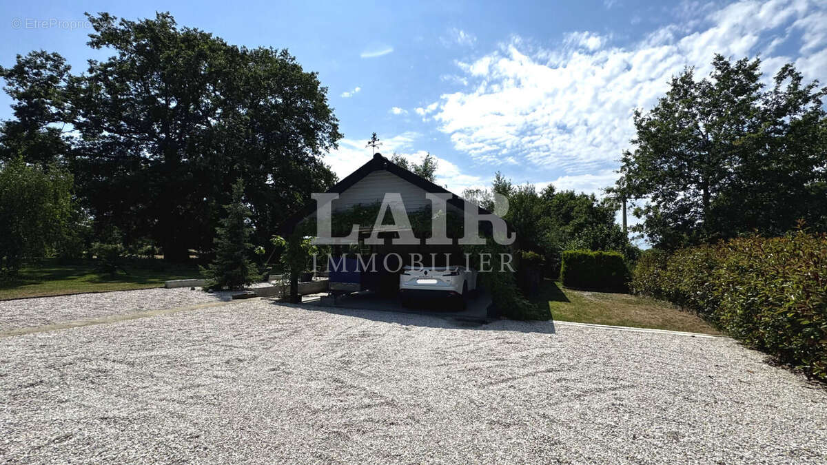 Magnifique propriété sur 1,8 hectares à vendre en Exclusivité secteur Pre En Pail Saint Samson - Réf: A15545 - photo 12