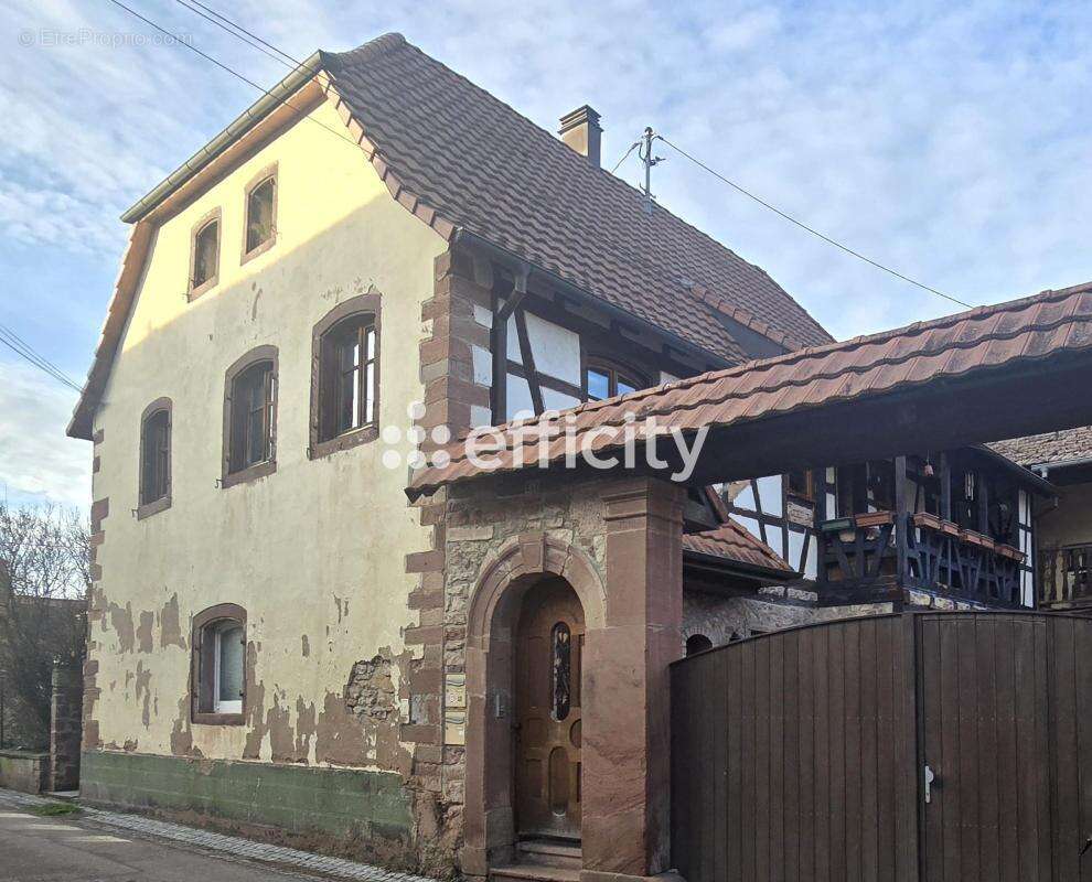 Maison à SCHARRACHBERGHEIM-IRMSTETT