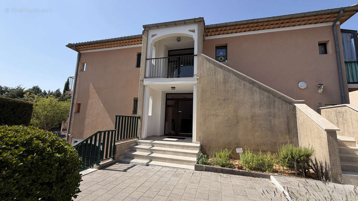 Appartement T2 avec loggia, idéal investissement - photo 15