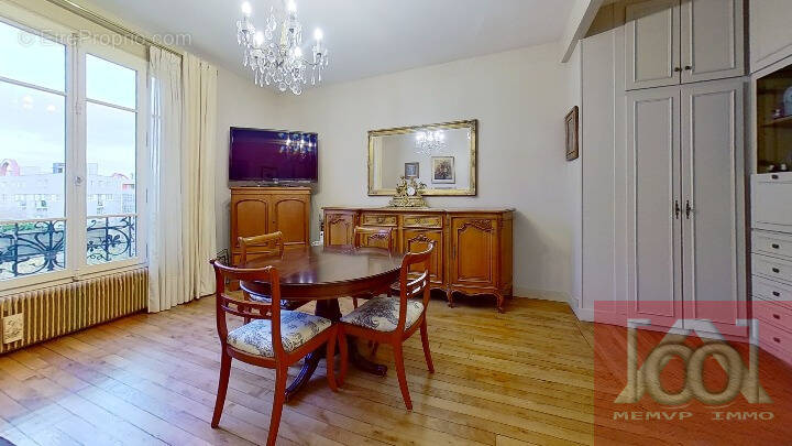 Appartement à LEVALLOIS-PERRET