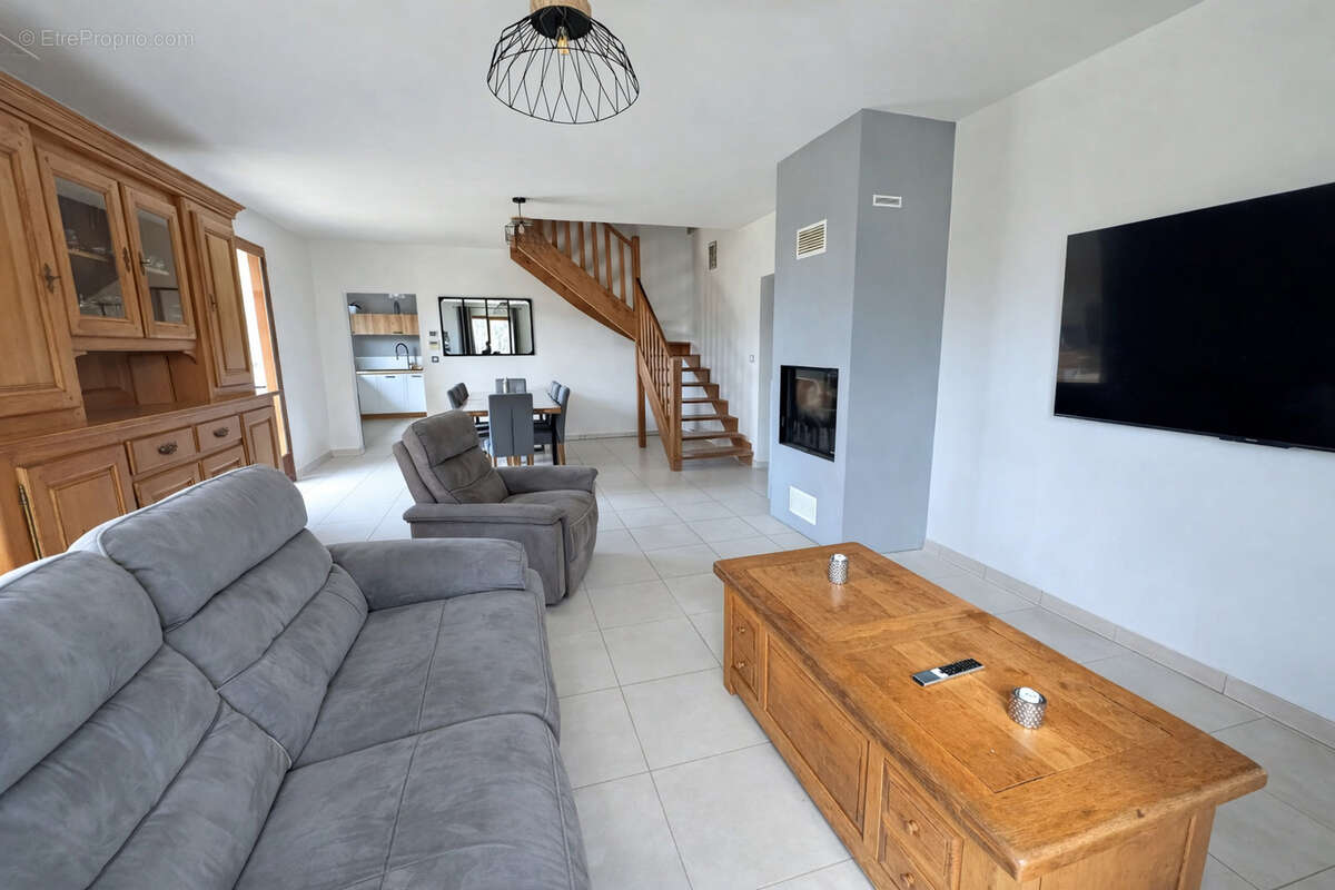 Maison à SAINT-NEXANS