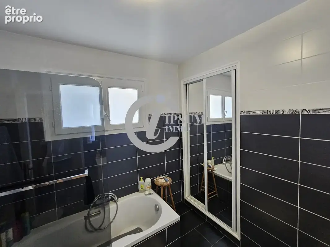 Appartement 4 pièces 115 m² à vendre à Mauguio (34130) - photo 5