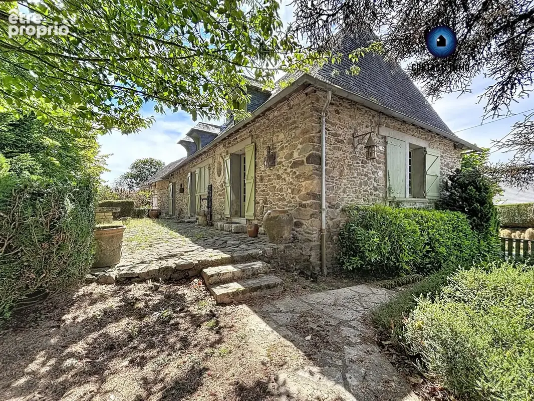 Maison à PERPEZAC-LE-NOIR