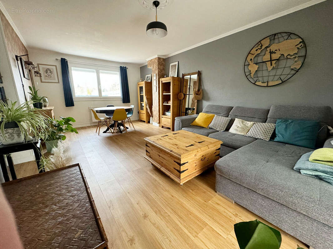 Maison à BRETTEVILLE-SUR-ODON