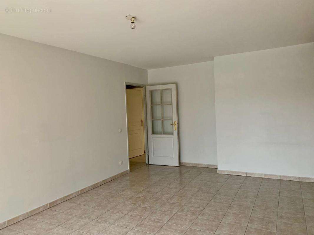 Appartement à LA TOUR-DU-PIN