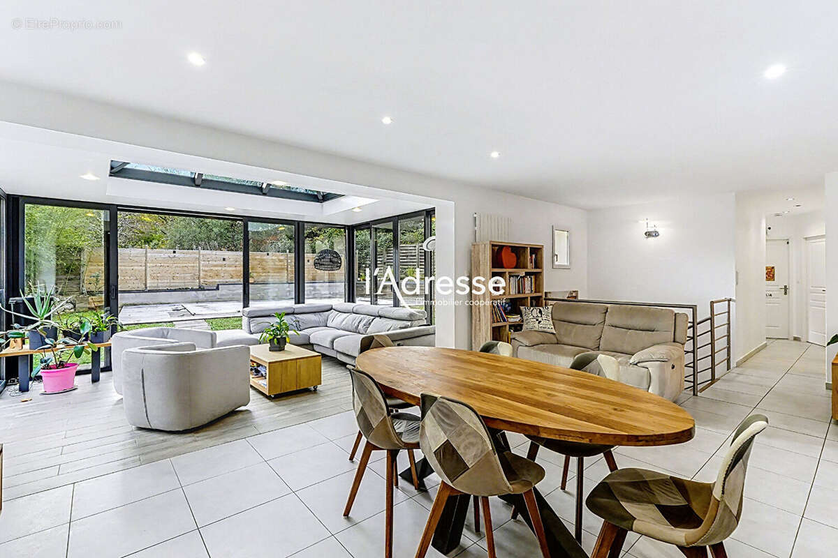 Maison à PLAISANCE-DU-TOUCH