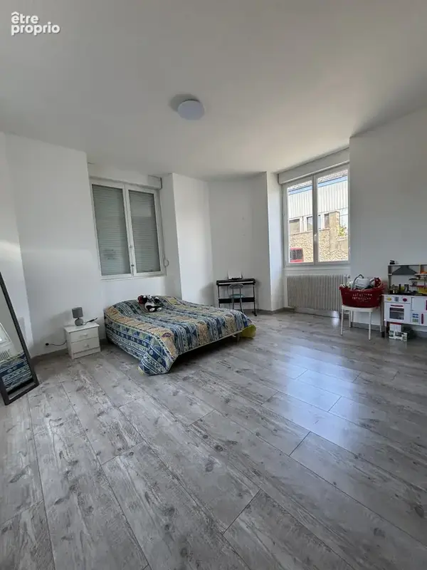 Côte d'Or : Bâtisse bourguignonne de 450m2 dont 260 m2 rénové (plain pied) , annexes, garages sur  4000m2 - photo 24