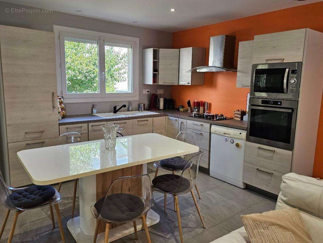 Villa semi-plain-pied - 5 pièces – Cournon-d’Auvergne - photo 12