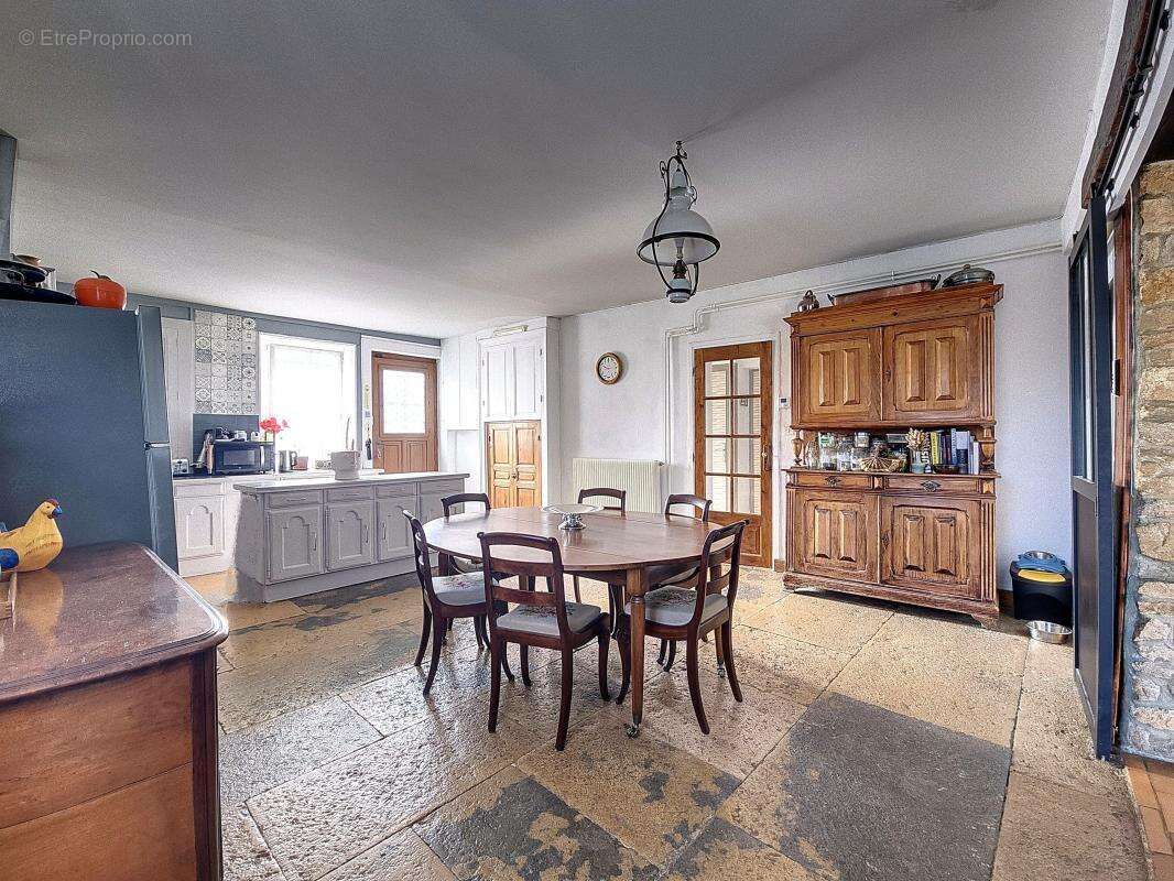 Maison à PERRIGNY-LES-DIJON