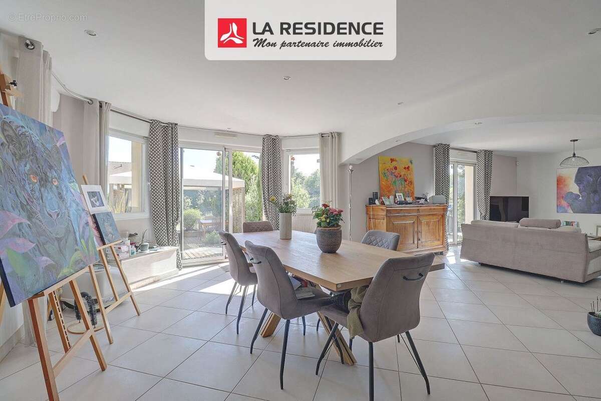 Maison à MONTFORT-L'AMAURY