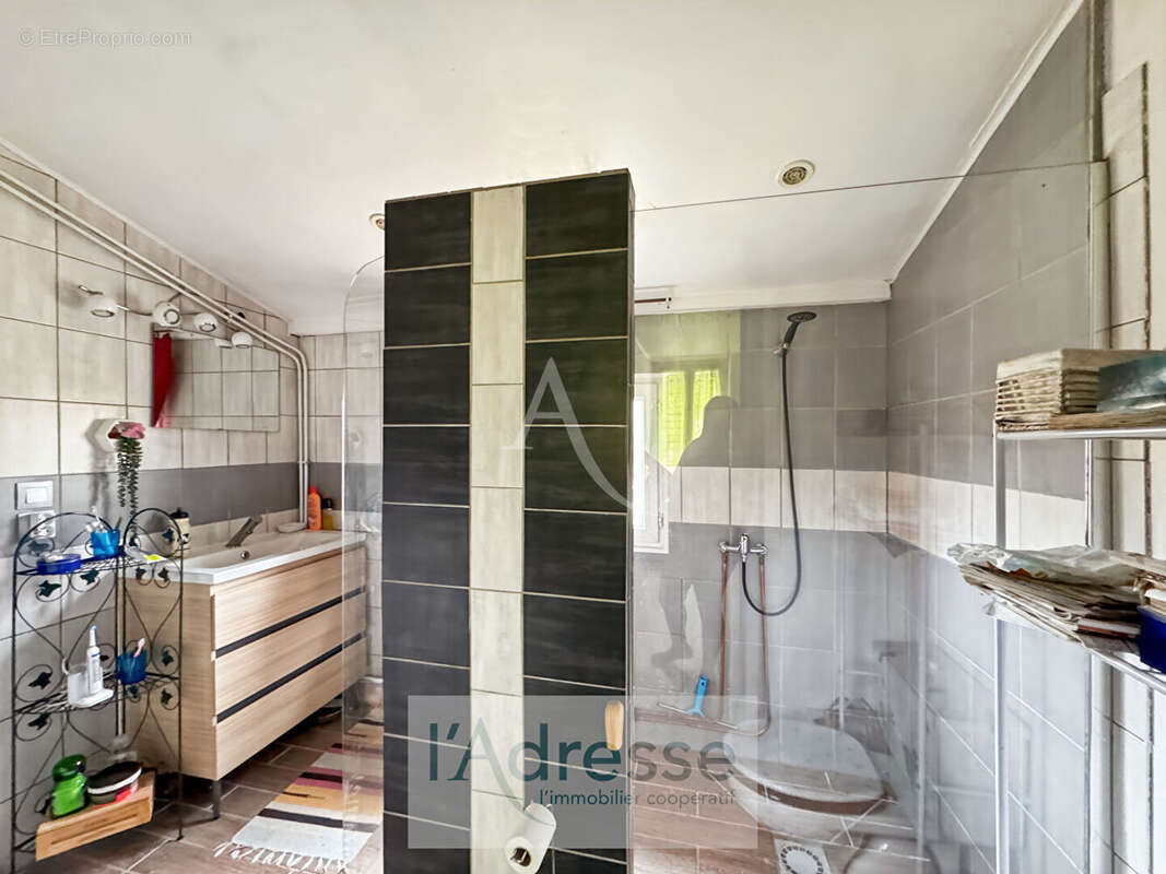 Maison à PUY-L&#039;EVEQUE