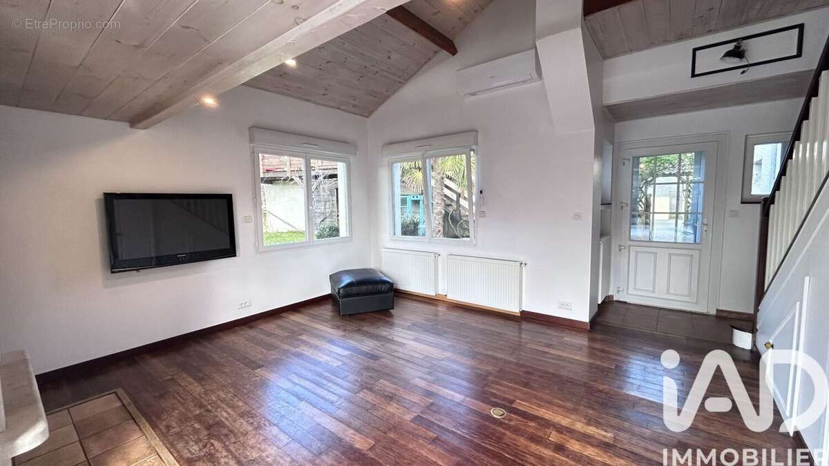 Photo 3 - Maison à IDRON