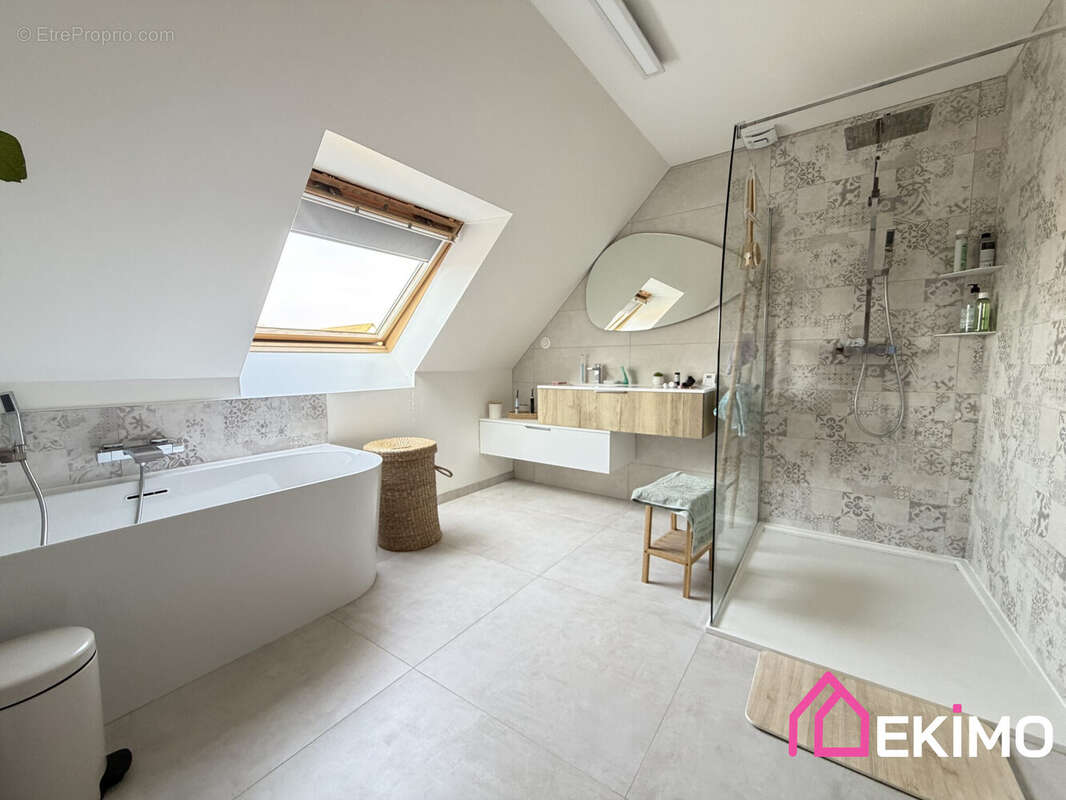 Maison 109 m² à Henin-Beaumont  - photo 8