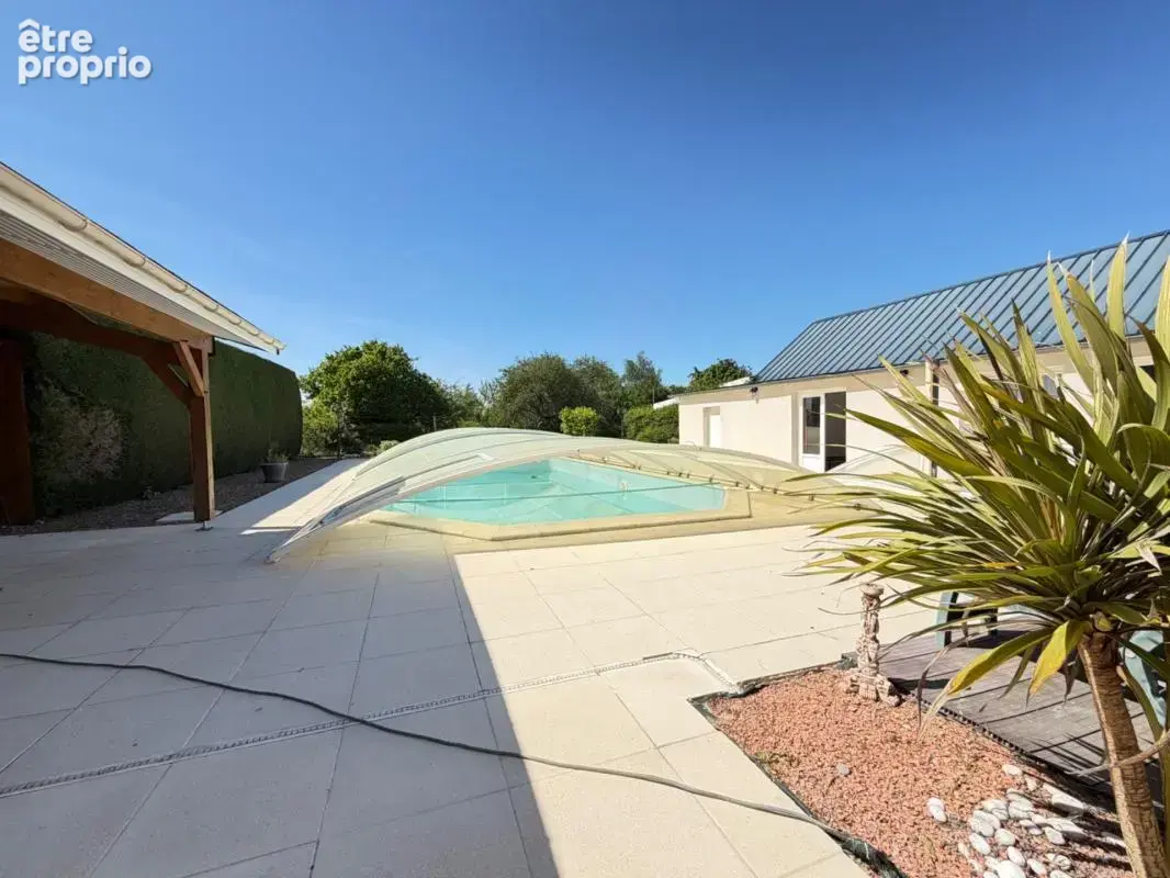Maison familiale + dépendances – 230 m² – piscine – fort potentiel - photo 7