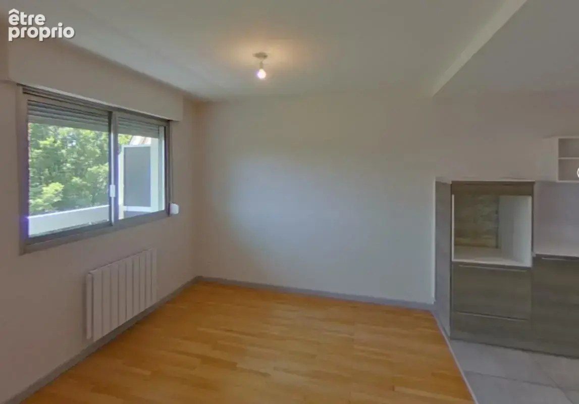 VILLEURBANNE La Doua – à vendre T4, 3 chambres, traversant rénové de 90 m² avec balcon, cave - photo 12