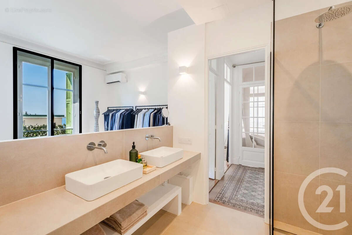 Appartement 146 m² à Nice  - photo 10