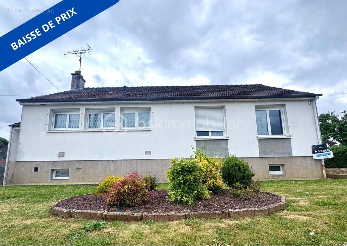 Maison à MESLAY-DU-MAINE