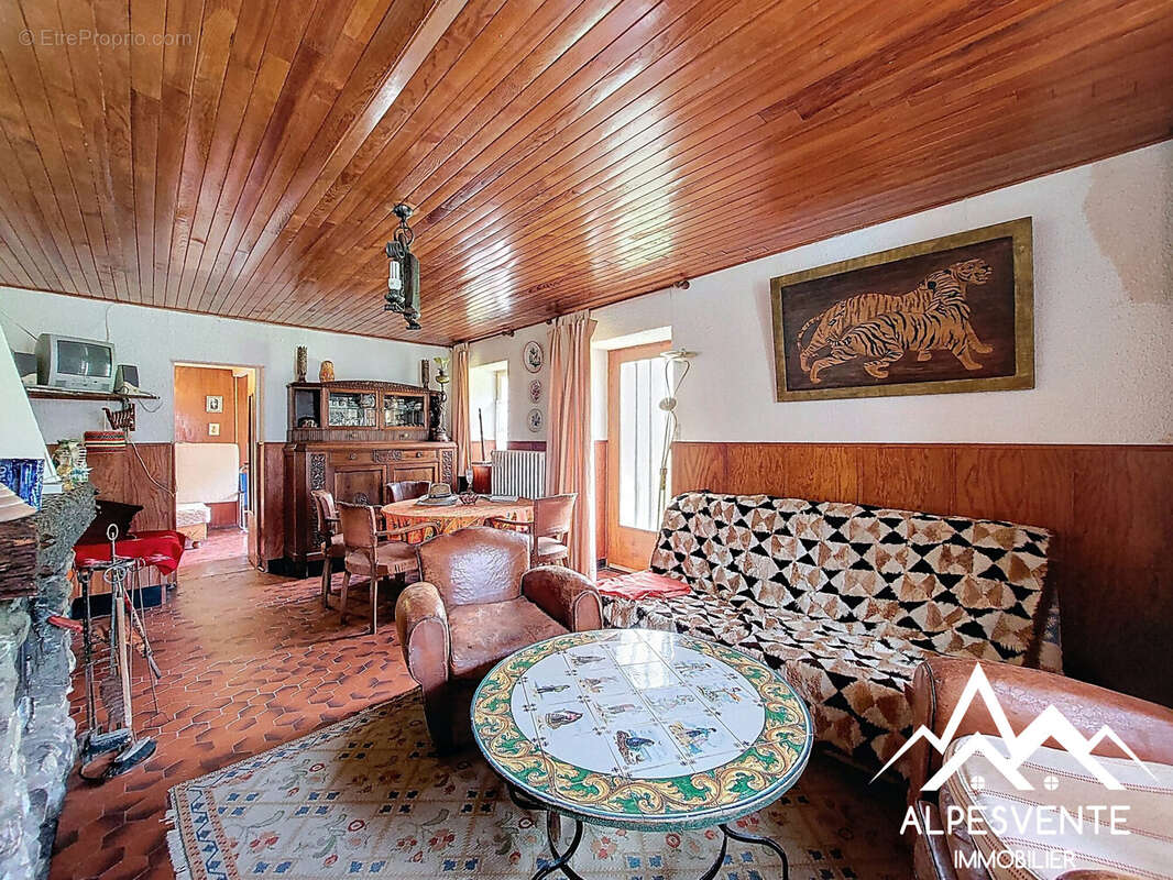 avendre_maison_arénover_ferme_seytroux_alpesvente - Maison à SEYTROUX