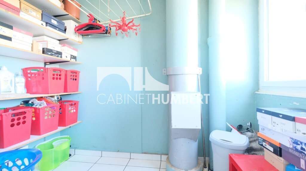 Appartement 125 m² à Saint-Etienne  - photo 4