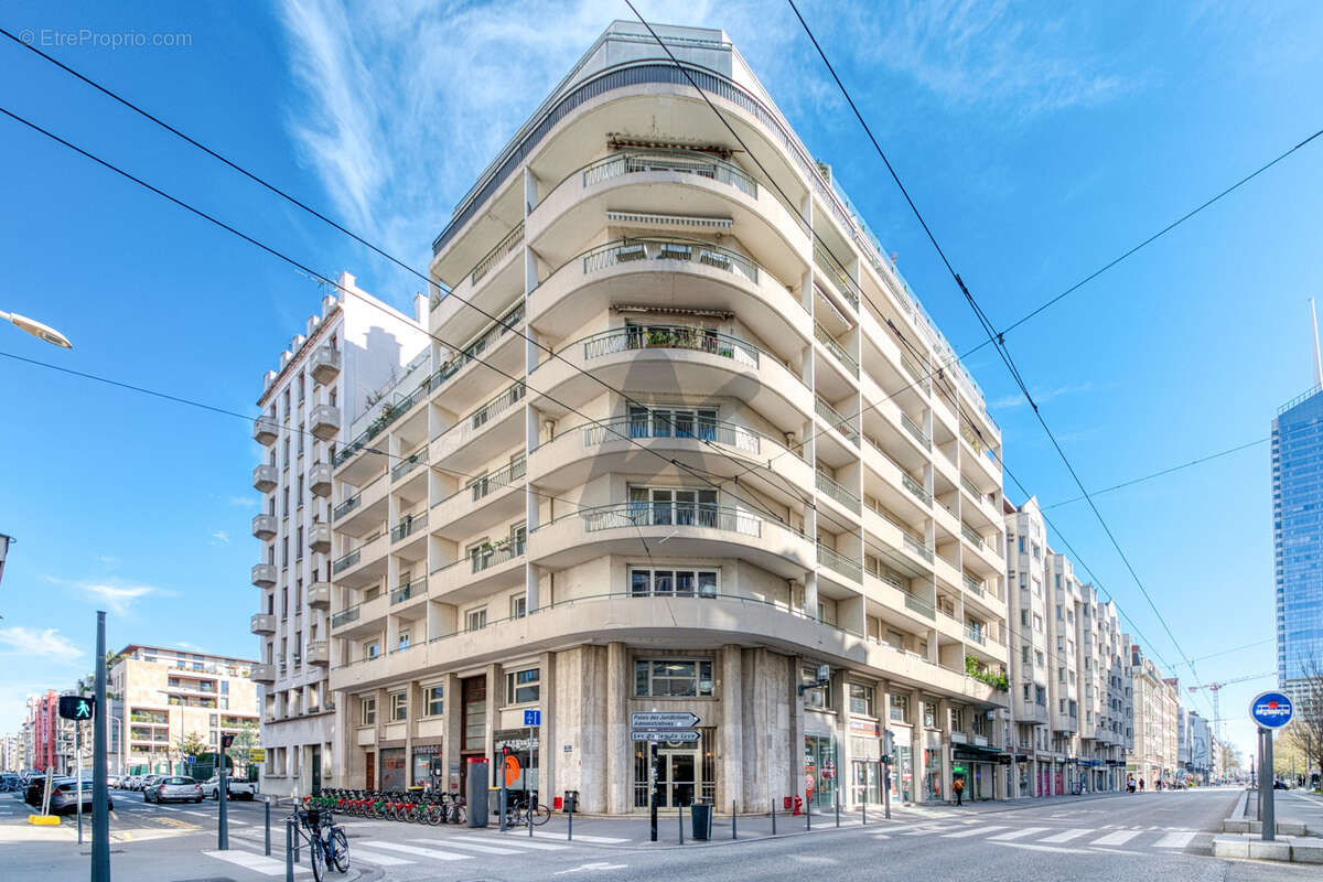 Appartement à LYON-6E