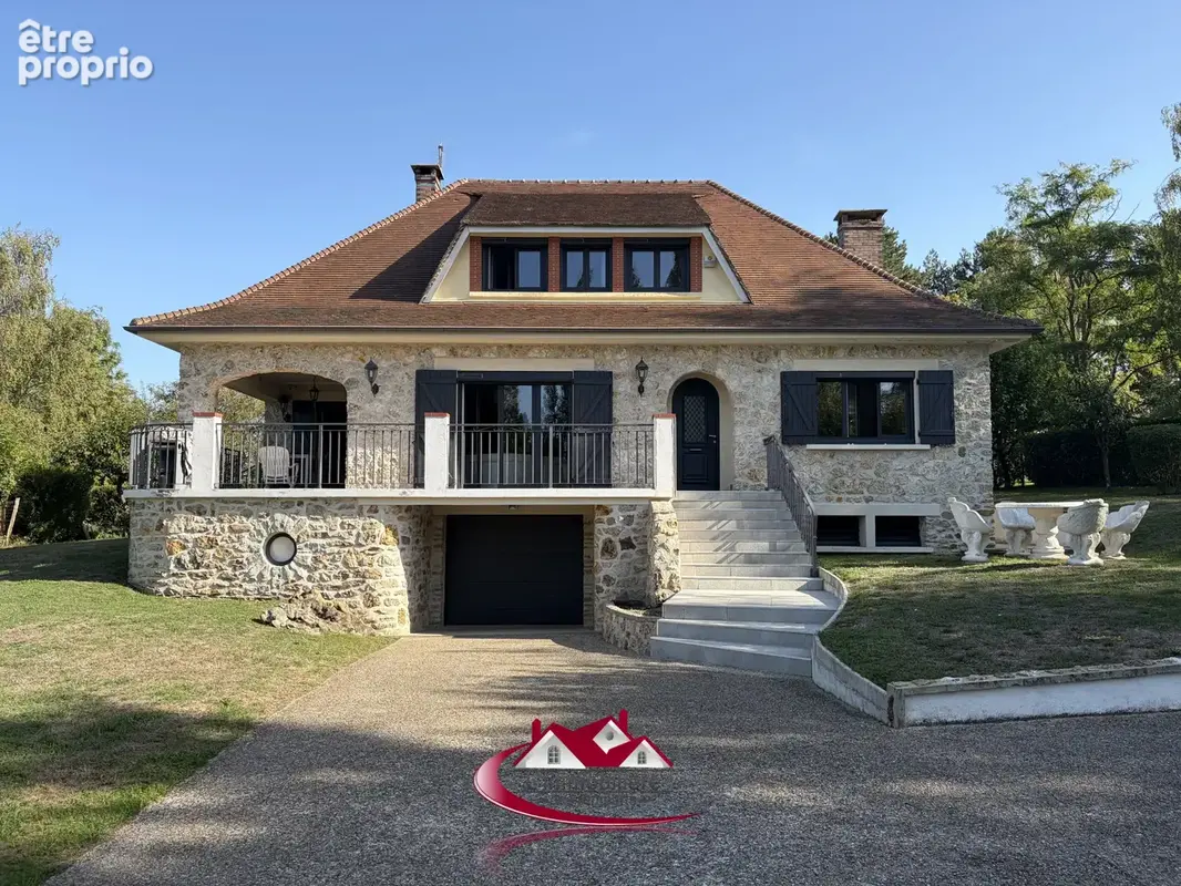 Photo Maison à Conde-Sur-Vesgre au prix de 518 000€
