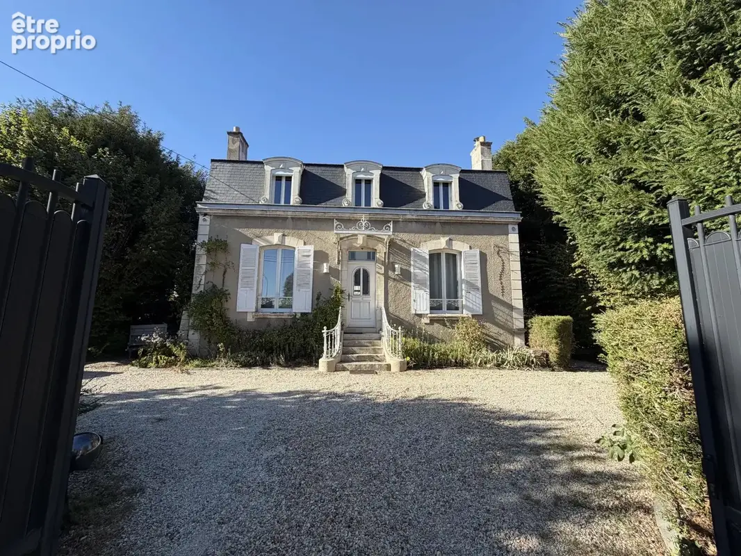 Exclusif auxerre proche centre propriete 7 pieces 225 m² - photo 13