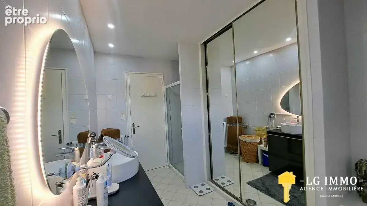 Maison familiale de 174 m2 , belles prestations , idéalement située. - photo 14