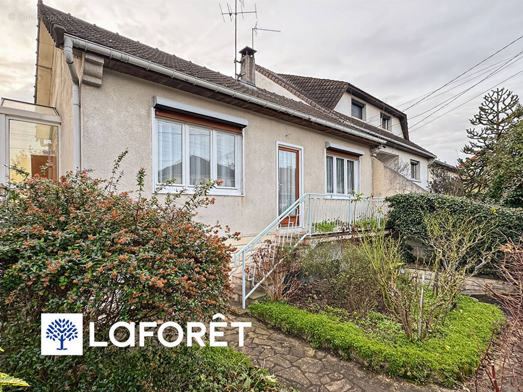 Maison à MORSANG-SUR-ORGE