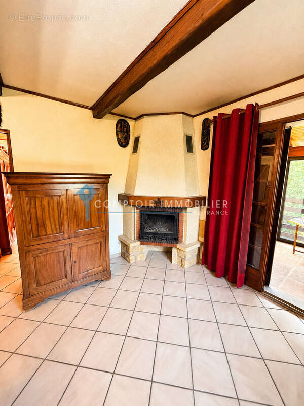 Saint-Privat   Maison individuelle de 95m2 sur terrain attenant de 1200m2, terrasse et garage - photo 4