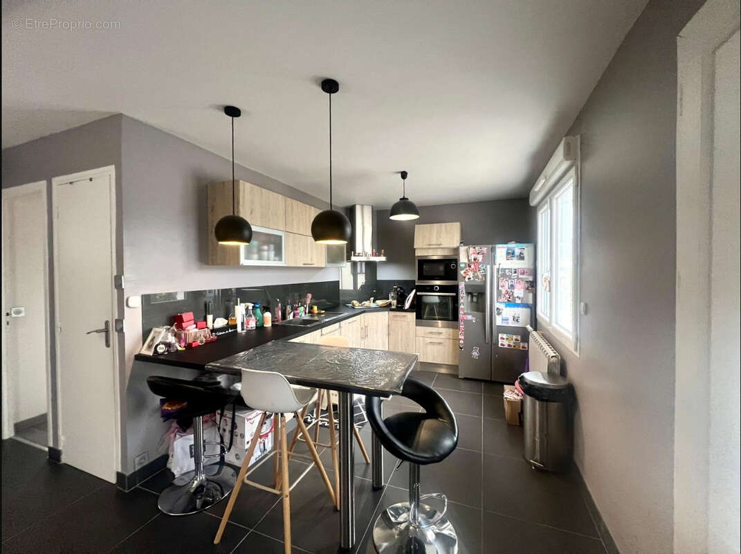 Maison à SARTROUVILLE