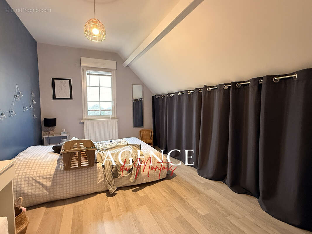 Maison à LONGUEVILLE