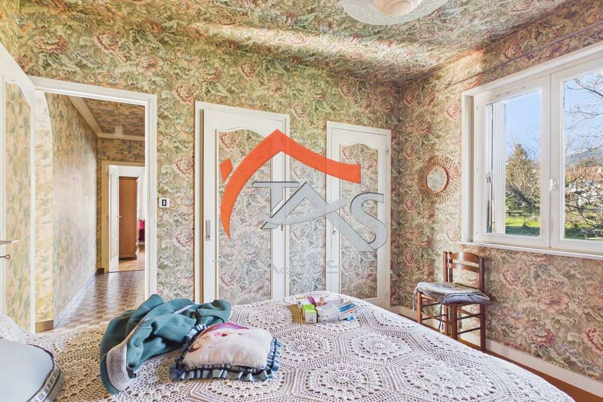 Maison à PELUSSIN