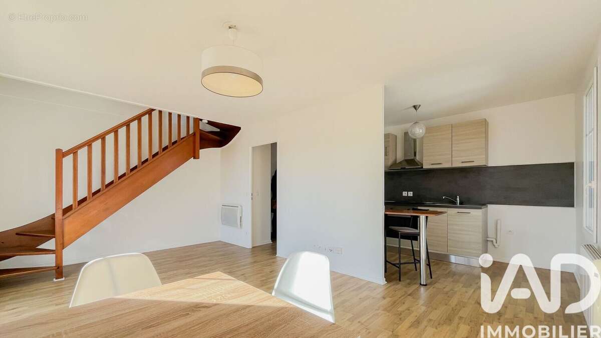 Photo 2 - Appartement à BONNIERES-SUR-SEINE