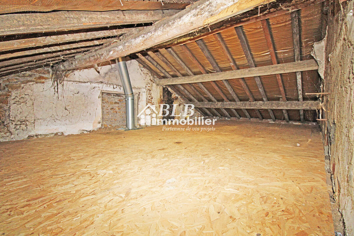 Maison 5 pièces 89,50m2 3 chambres + 3 garages + sous-sol - photo 10