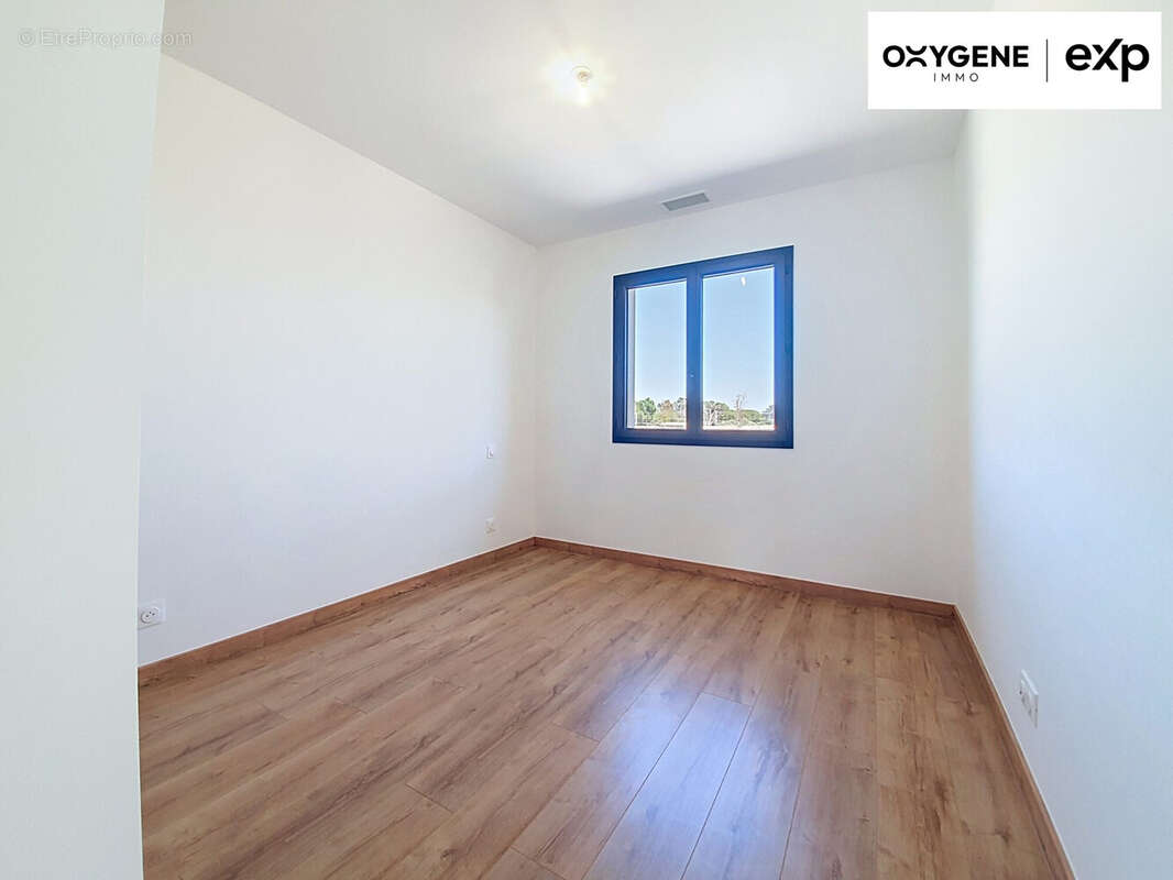 Maison 93 m² à Cabestany  - photo 4