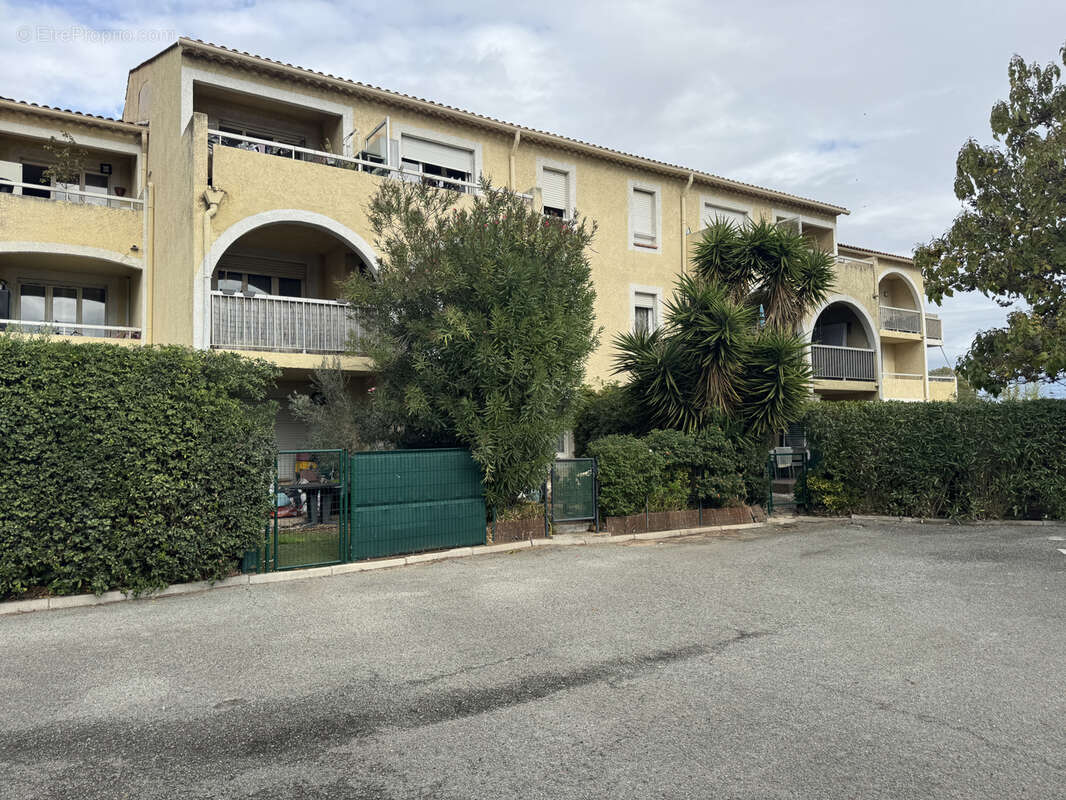 Appartement à FREJUS