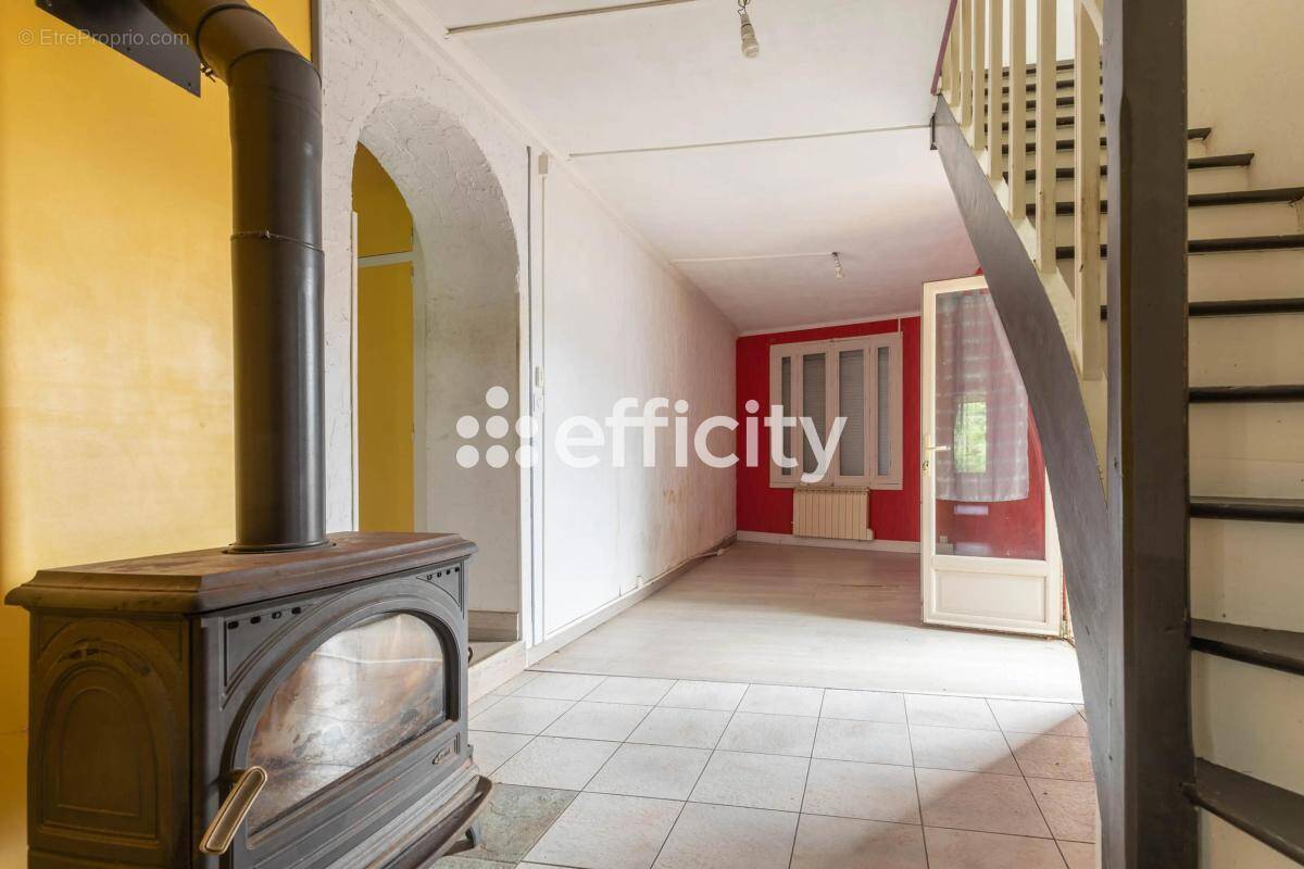 Maison 145 m² à La Bruffiere  - photo 1