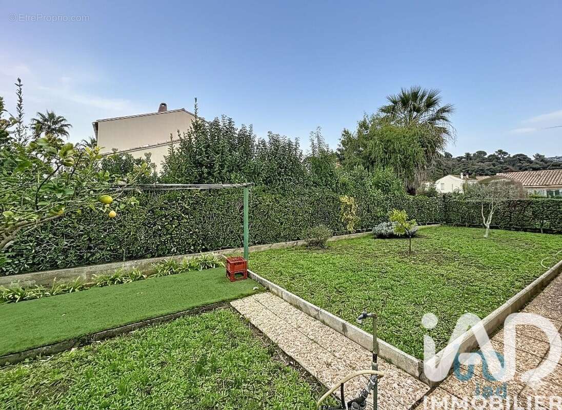 Photo 3 - Maison à LE CANNET